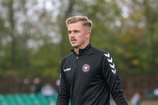 西部新排名：雷霆创NBA奇迹，独行侠晋级，5-8名差距收窄.